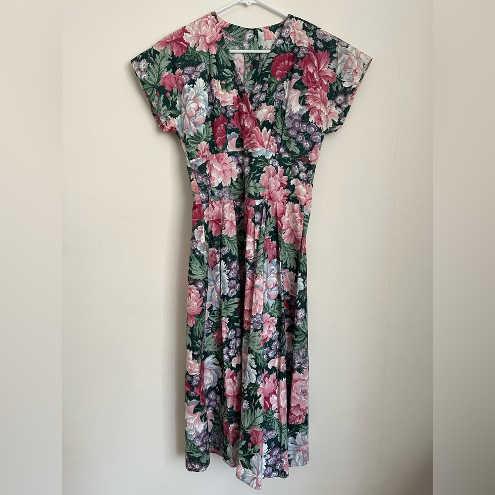 Vtg V.L.P. Petites Union Made Floral Empire Waist V Neck Sun Dress With Pockets